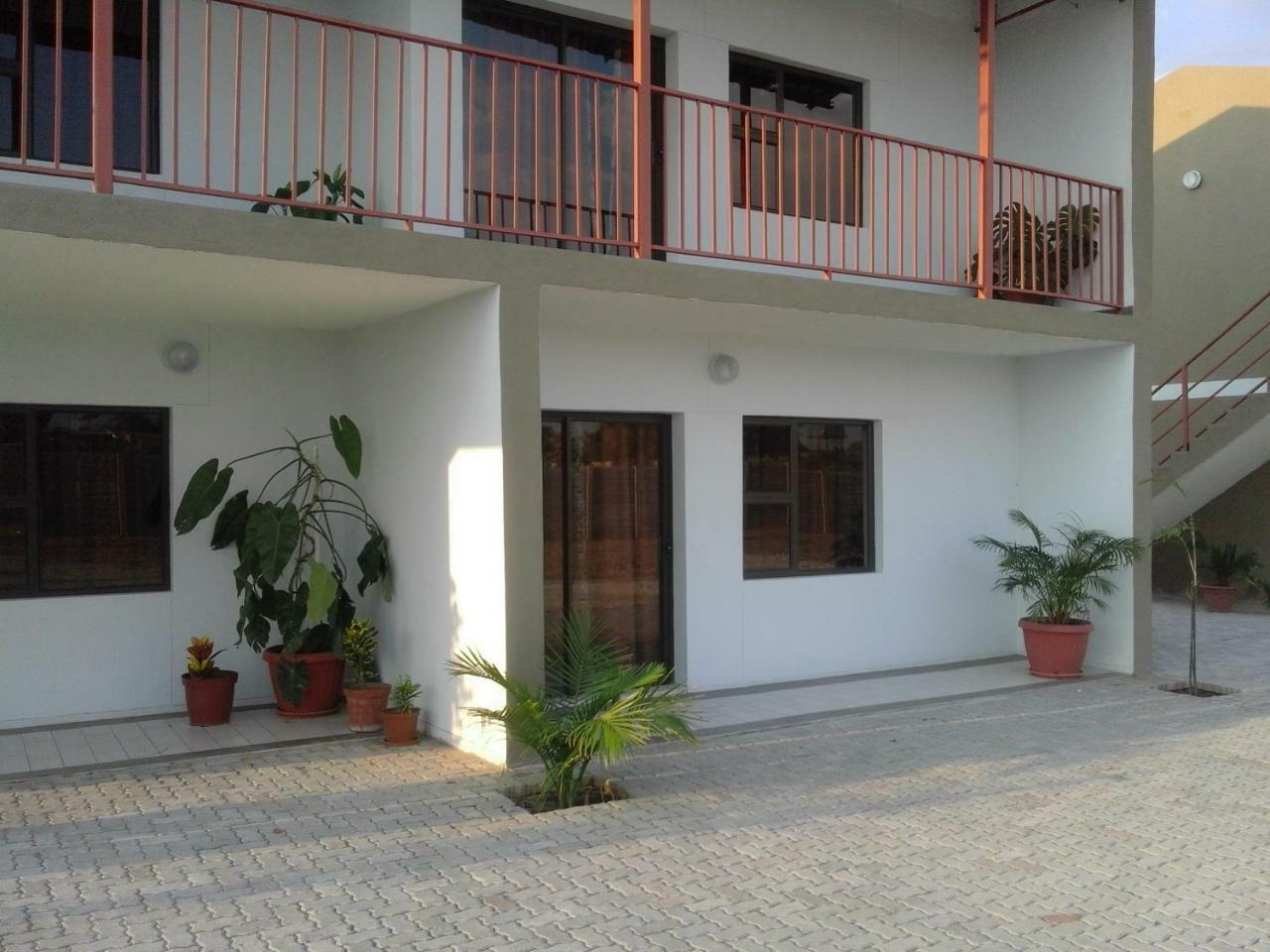 Millenium Guest House Rundu Exterior foto